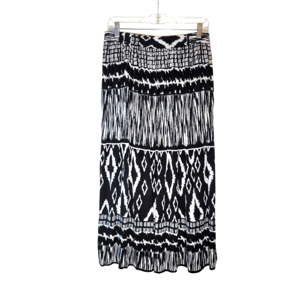 Chaudry black and white tribal print lined skirt Size Large